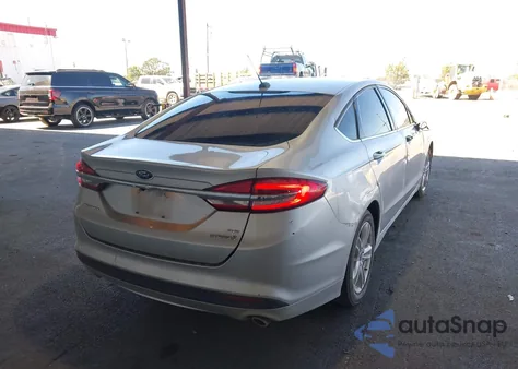 2018 Ford Fusion Hybrid Se z USA, uszkodzony, nr VIN 3FA6P0LU3JR137400